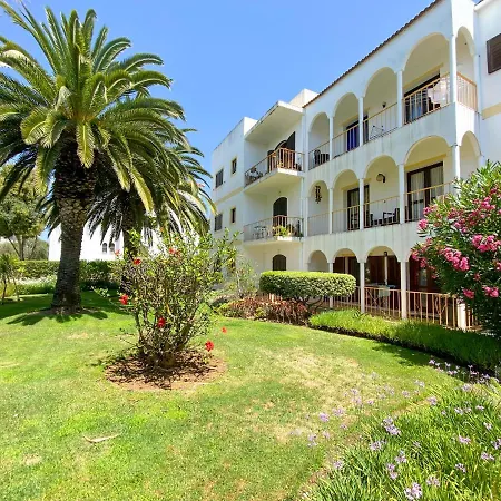 Charmoso Em Zona Calma Com Piscina #1879 Apartment