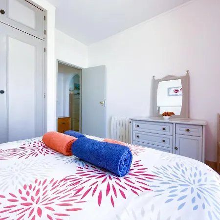 Charmoso Em Zona Calma Com Piscina #1879 *