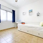 Charmoso Em Zona Calma Com Piscina #1879 Apartment