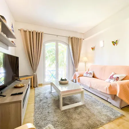 Charmoso Em Zona Calma Com Piscina #1879 *