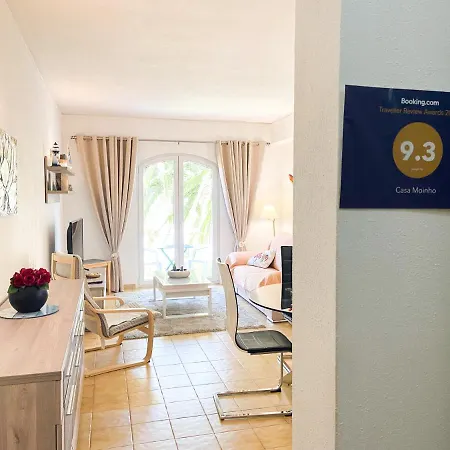 Charmoso Em Zona Calma Com Piscina #1879 * لاغوس